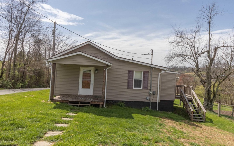 257 Corbin Branch Road, Bridgeport, West Virginia 26330, 2 Bedrooms Bedrooms, 4 Rooms Rooms,1 BathroomBathrooms,Single Family Detached,For Sale,Corbin Branch,10153738