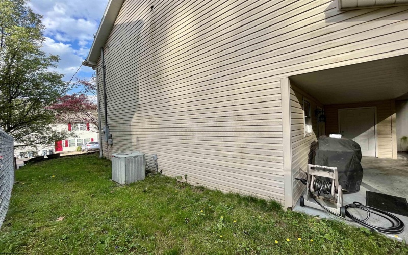 870 Tremont Street, Morgantown, West Virginia 26505, 3 Bedrooms Bedrooms, 5 Rooms Rooms,2 BathroomsBathrooms,Single Family Attached,For Sale,Tremont,10153845