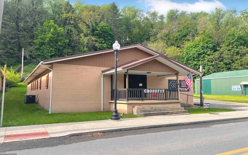 202 FRONT Street, Grafton, West Virginia 26354, ,Commercial/industrial,For Sale,FRONT,10154067