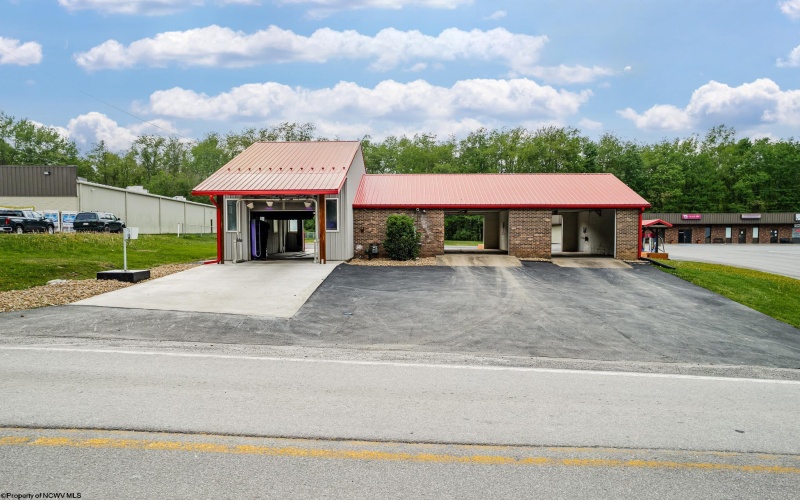 195 Robert Stone Way, Reedsville, West Virginia 26554, ,Commercial/industrial,For Sale,Robert Stone,10154168