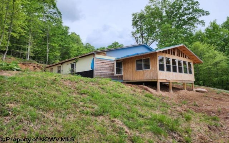 4679 GEORGETOWN Road, Horner, West Virginia 26372, 4 Bedrooms Bedrooms, 6 Rooms Rooms,2 BathroomsBathrooms,Single Family Detached,For Sale,GEORGETOWN,10154230