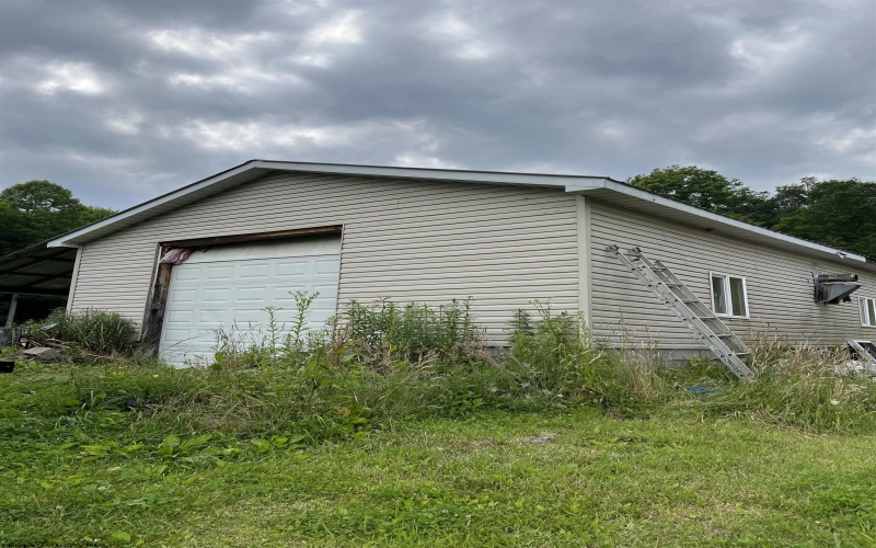 1185 Weaver Road, Belington, West Virginia 26250, 3 Bedrooms Bedrooms, 8 Rooms Rooms,2 BathroomsBathrooms,Single Family Detached,For Sale,Weaver,10154864