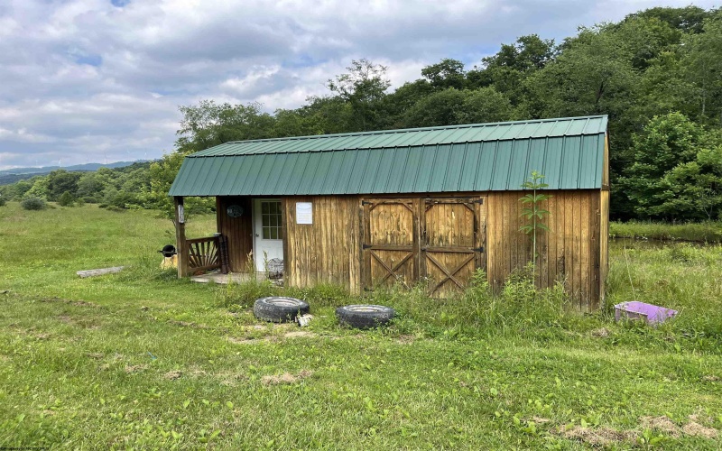 1185 Weaver Road, Belington, West Virginia 26250, 3 Bedrooms Bedrooms, 8 Rooms Rooms,2 BathroomsBathrooms,Single Family Detached,For Sale,Weaver,10154864