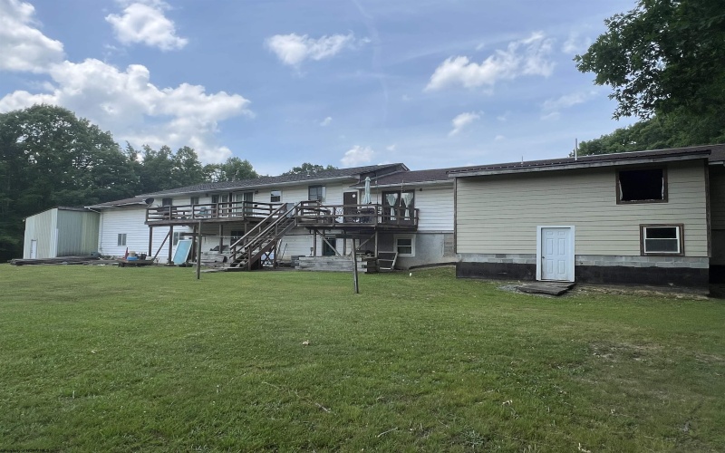 137 Morris Lane, Belington, West Virginia 26250, ,Multi-unit/income,For Sale,Morris,10154941