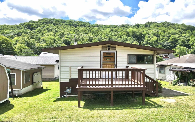 752 2nd Street, Weston, West Virginia 26452, 1 Bedroom Bedrooms, 3 Rooms Rooms,1 BathroomBathrooms,Single Family Detached,For Sale,2nd,10154995