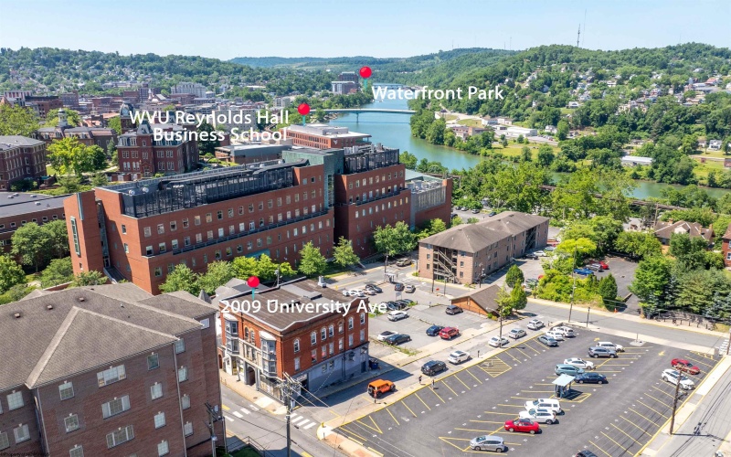 2009 University Avenue, Morgantown, West Virginia 26505, ,Multi-unit/income,For Sale,University,10155051