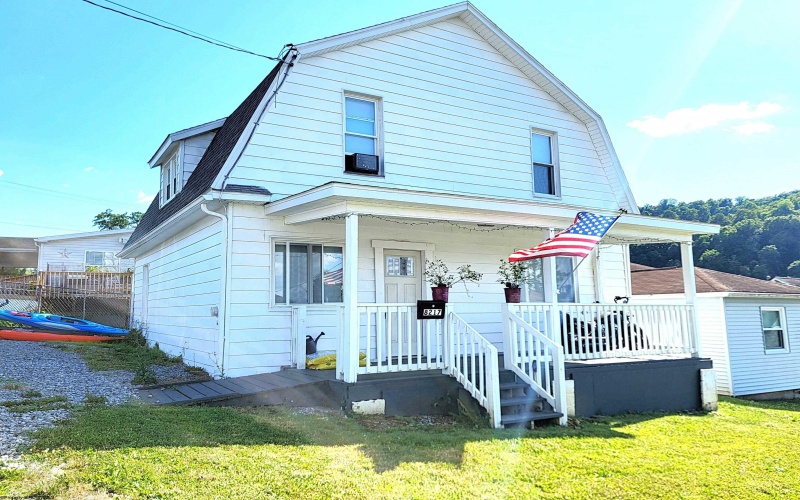 8217 2nd Street, Stonewood, West Virginia 26301, 3 Bedrooms Bedrooms, 6 Rooms Rooms,2 BathroomsBathrooms,Single Family Detached,For Sale,2nd,10155092