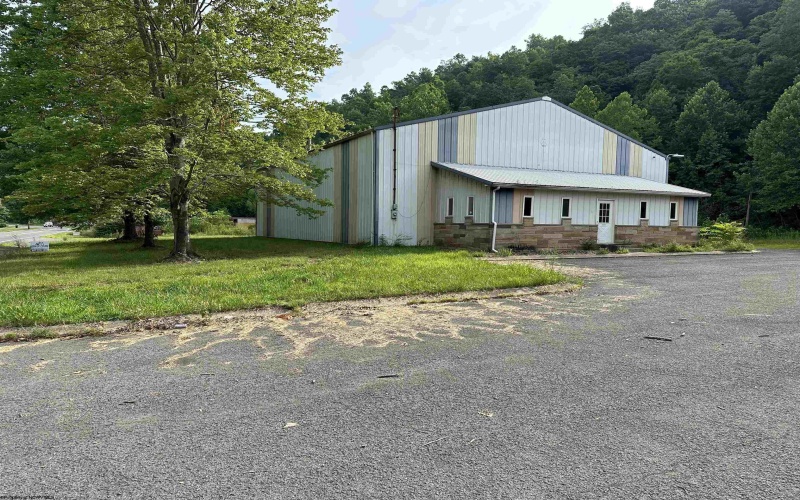 2020 Saint Joe Road, Albright, West Virginia 26519, ,Commercial/industrial,For Sale,Saint Joe,10155242