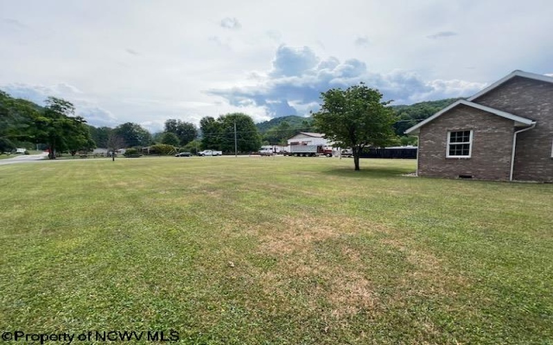 2406 Chenoweth Creek Road, Elkins, West Virginia 26241, 4 Bedrooms Bedrooms, 11 Rooms Rooms,2 BathroomsBathrooms,Single Family Detached,For Sale,Chenoweth Creek,10155229