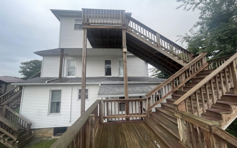 113 Florida Street, Buckhannon, West Virginia 26201, ,Multi-unit/income,For Sale,Florida,10155248