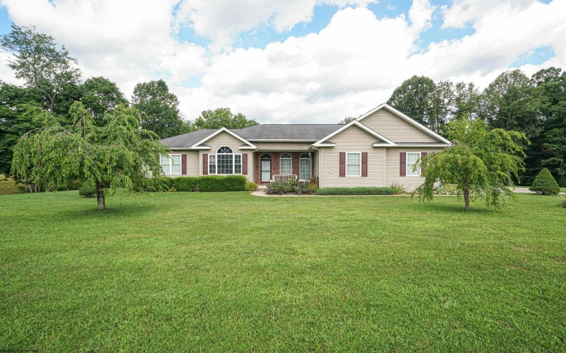 25 Marjorie Court, Clarksburg, West Virginia 26301, 4 Bedrooms Bedrooms, 10 Rooms Rooms,2 BathroomsBathrooms,Single Family Detached,For Sale,Marjorie,10155247