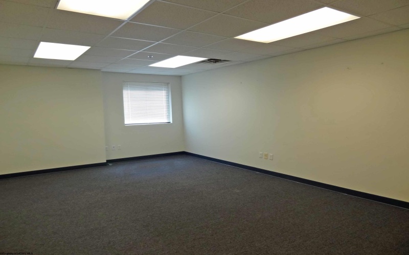 1311 Pineview Drive, Morgantown, West Virginia 26505, ,Commercial/industrial,For Lease,Pineview,10155321