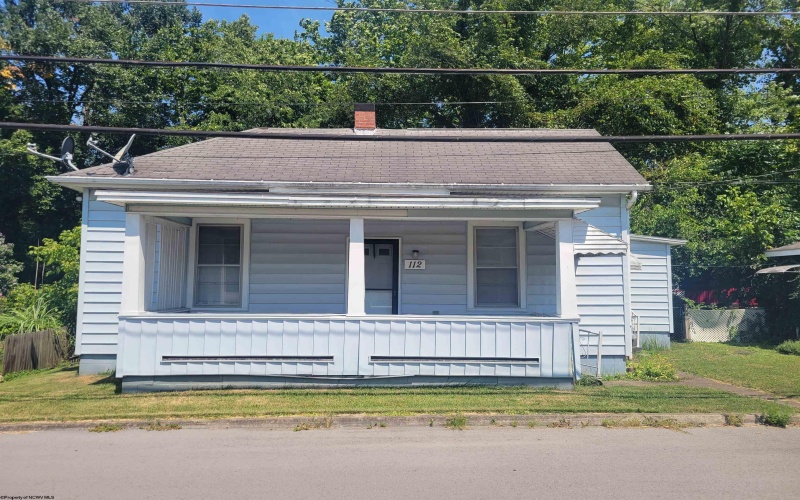 112 Monroe Street, Shinnston, West Virginia 26431, 2 Bedrooms Bedrooms, 4 Rooms Rooms,1 BathroomBathrooms,Single Family Detached,For Sale,Monroe,10155320