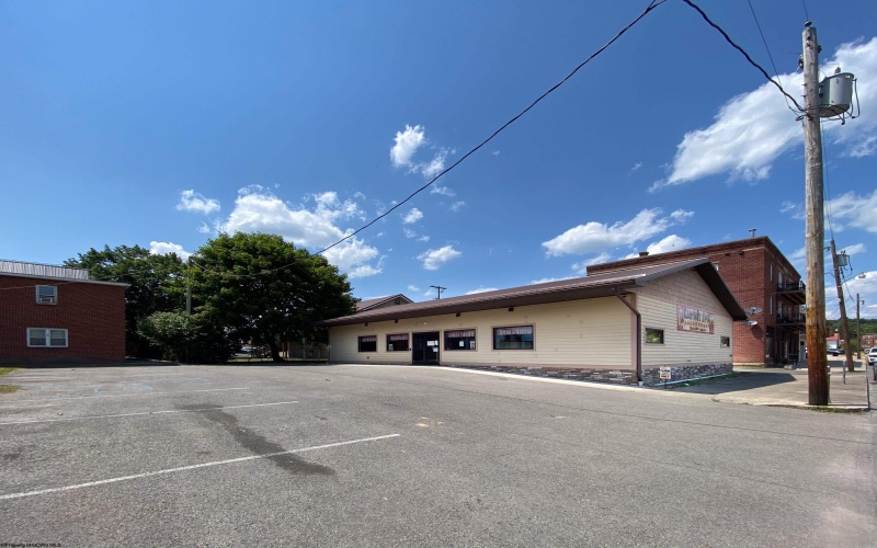 201 Henry Avenue, Elkins, West Virginia 26241, ,Commercial/industrial,For Sale,Henry,10155358