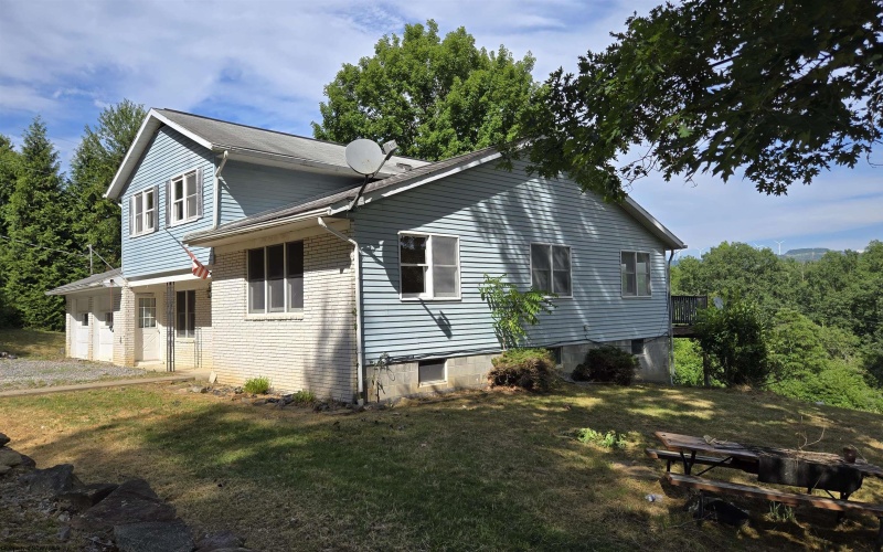 1331 Talbott Road, Belington, West Virginia 26250-9347, 4 Bedrooms Bedrooms, 12 Rooms Rooms,2 BathroomsBathrooms,Single Family Detached,For Sale,Talbott,10155394