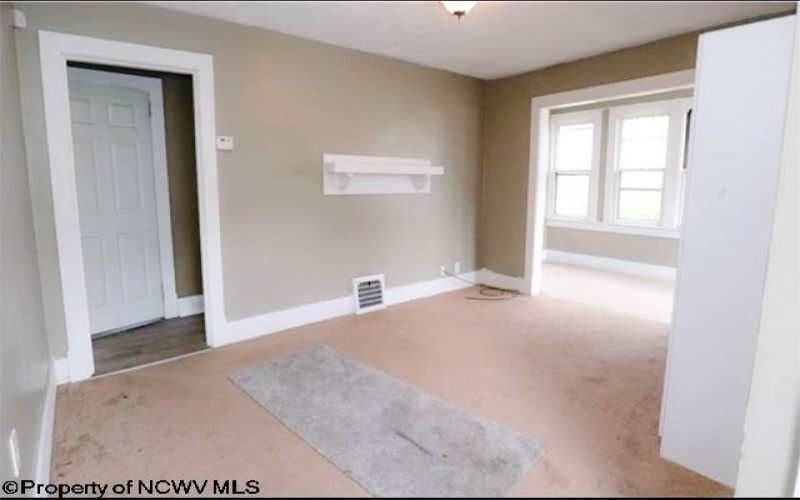 94 Lenox Street, Uniontown, Pennsylvania 15401, 2 Bedrooms Bedrooms, 8 Rooms Rooms,1 BathroomBathrooms,Single Family Detached,For Sale,Lenox,10155442