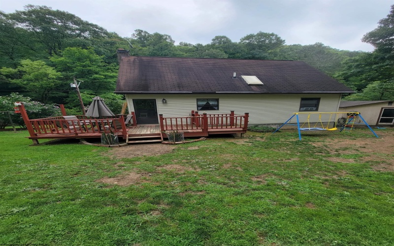 1691 Poe Run Road, Elkins, West Virginia 26241, 3 Bedrooms Bedrooms, 6 Rooms Rooms,2 BathroomsBathrooms,Single Family Detached,For Sale,Poe Run,10155505