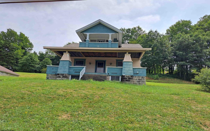 1217 Pleasant Valley Road, Fairmont, West Virginia 26554, 3 Bedrooms Bedrooms, 6 Rooms Rooms,2 BathroomsBathrooms,Single Family Detached,For Sale,Pleasant Valley,10155589