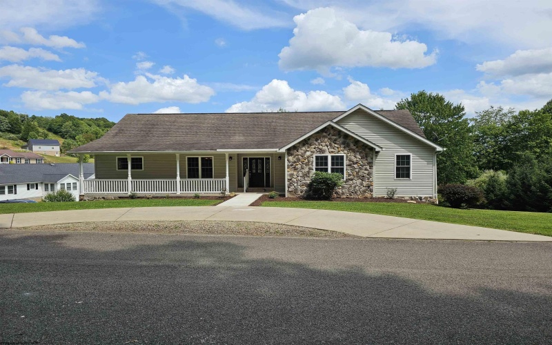 377 Deer Creek Lane, Buckhannon, West Virginia 26201, 4 Bedrooms Bedrooms, 8 Rooms Rooms,3 BathroomsBathrooms,Single Family Detached,For Sale,Deer Creek,10155648