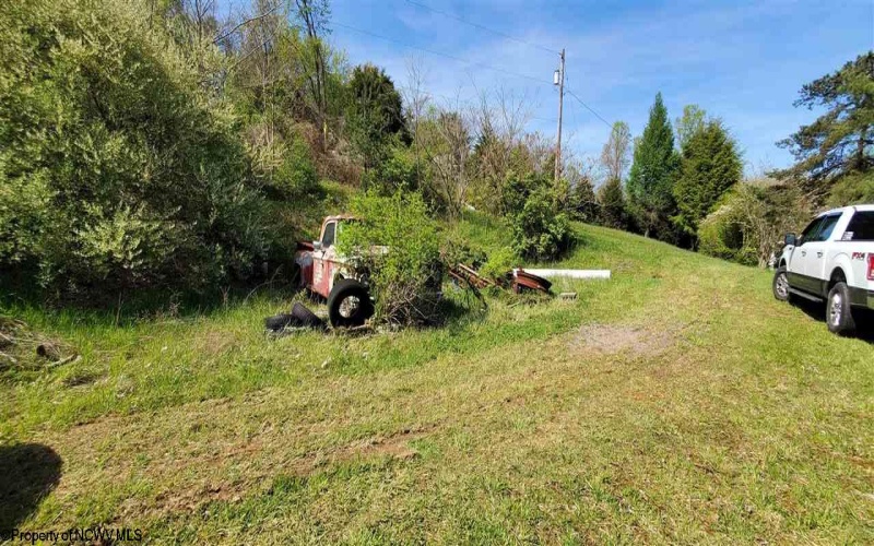 TBD POINT MARION Road, Morgantown, West Virginia 26508, ,Lots/land,For Sale,POINT MARION,10137523