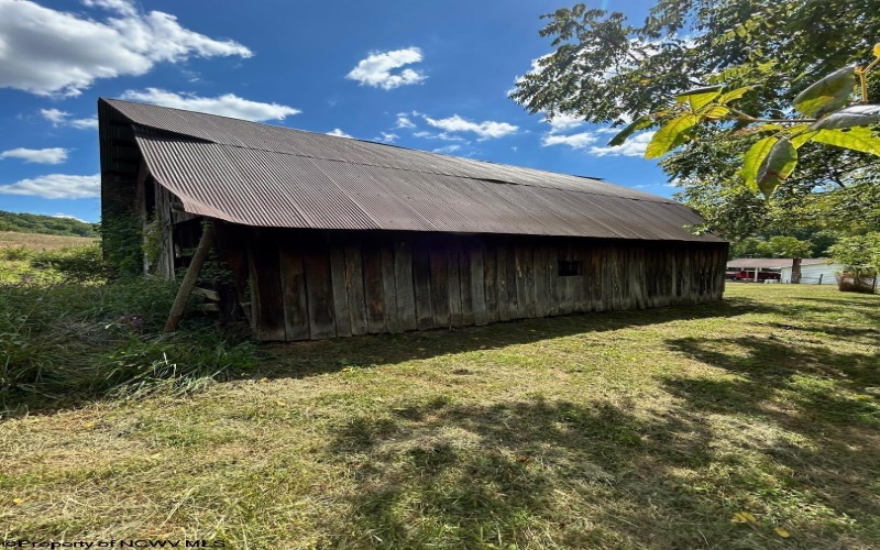 1105 Grace Road, Reedy, West Virginia 25270, 2 Bedrooms Bedrooms, 6 Rooms Rooms,1 BathroomBathrooms,Single Family Detached,For Sale,Grace,10155846