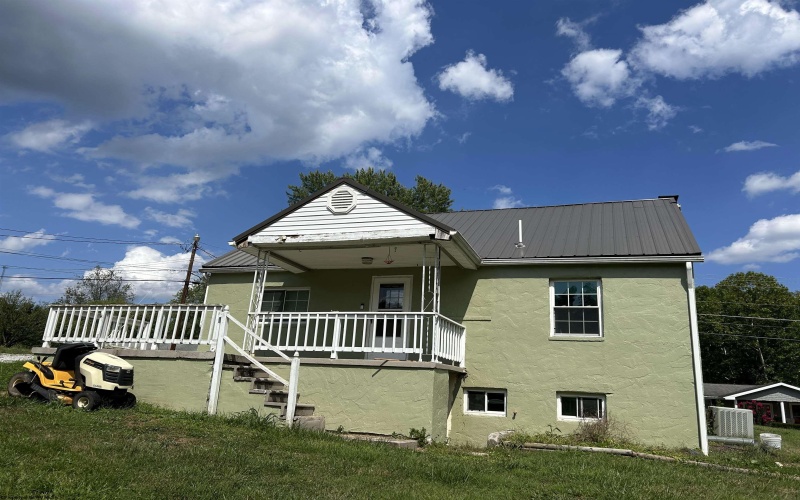 168 Holbert Road, Fairmont, West Virginia 26554, 3 Bedrooms Bedrooms, 6 Rooms Rooms,2 BathroomsBathrooms,Single Family Detached,For Sale,Holbert,10155851