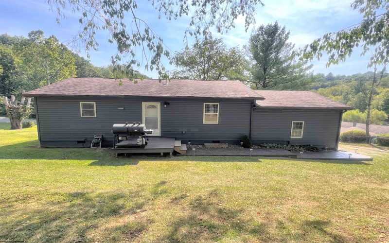 45 SPRING HILLS Road, Grafton, West Virginia 26354, 3 Bedrooms Bedrooms, 7 Rooms Rooms,1 BathroomBathrooms,Single Family Detached,For Sale,SPRING HILLS,10155869