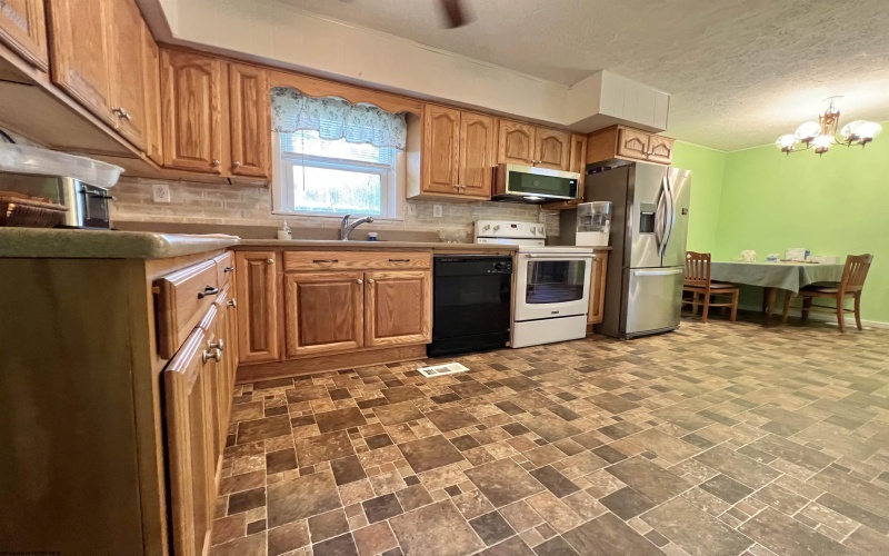 149 Curry Ridge Road, Napier, West Virginia 26631, 3 Bedrooms Bedrooms, 8 Rooms Rooms,1 BathroomBathrooms,Single Family Detached,For Sale,Curry Ridge,10155978