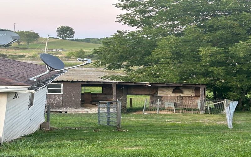 254 Centerville Road, Rock Cave, West Virginia 26234, 3 Bedrooms Bedrooms, 6 Rooms Rooms,1 BathroomBathrooms,Single Family Detached,For Sale,Centerville,10156010