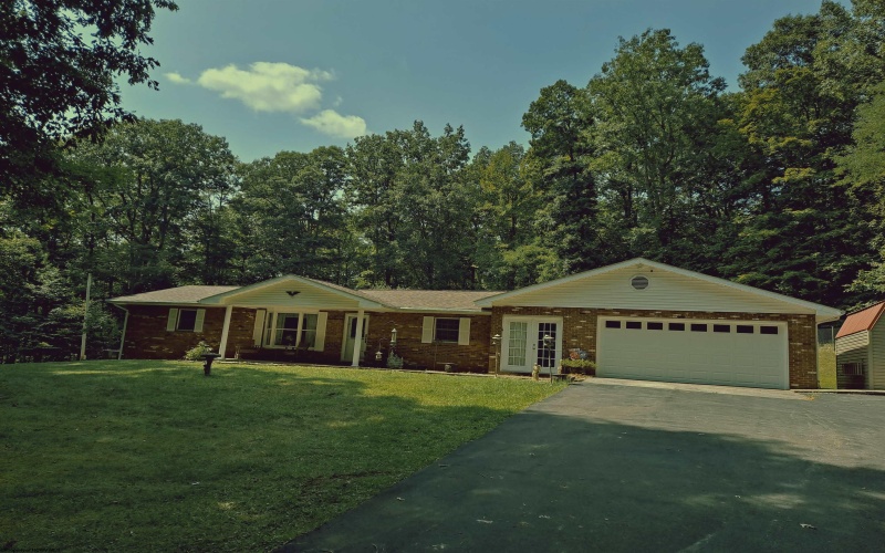 133 Flying Squares Drive, Beverly, West Virginia 26253, 3 Bedrooms Bedrooms, 6 Rooms Rooms,2 BathroomsBathrooms,Single Family Detached,For Sale,Flying Squares,10156098