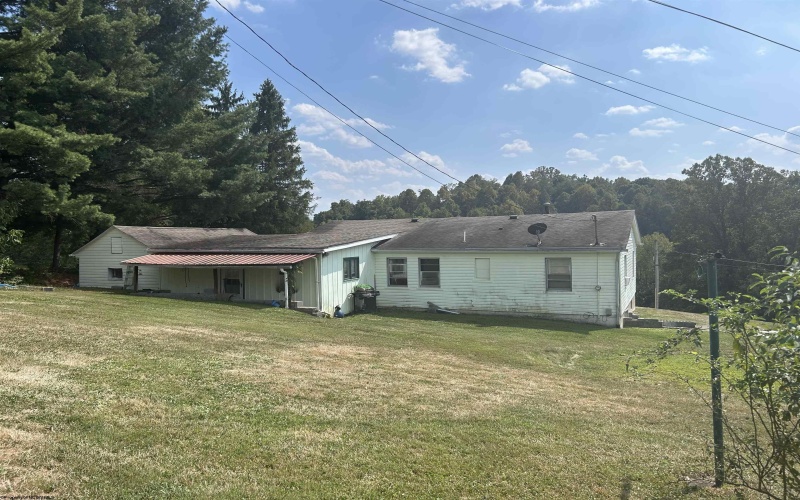 393 Viola Road, Fairmont, West Virginia 26554, 3 Bedrooms Bedrooms, 8 Rooms Rooms,1 BathroomBathrooms,Single Family Detached,For Sale,Viola,10156131