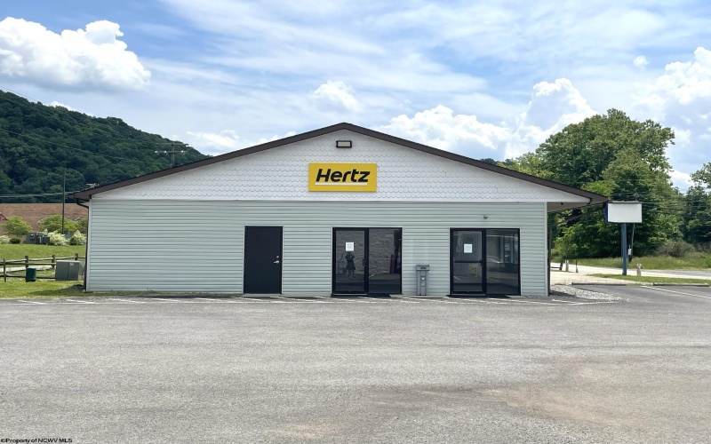 1409 Greenbag Road, Morgantown, West Virginia 26505, ,Commercial/industrial,For Lease,Greenbag,10156155