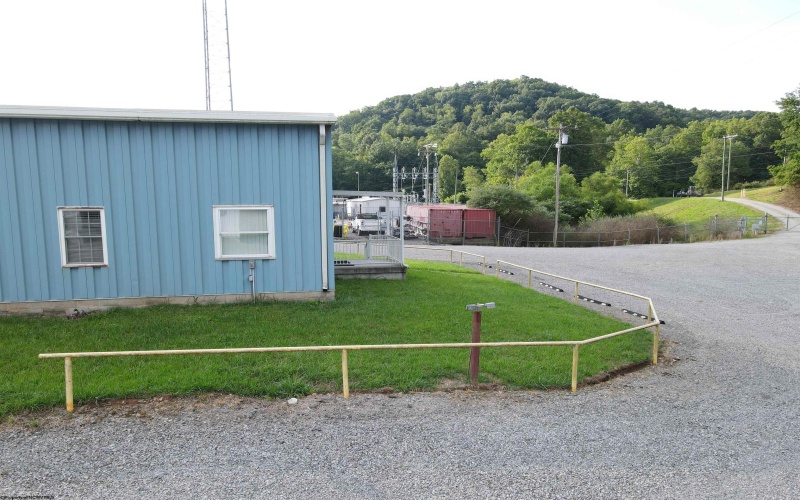 606 Copley Road, Weston, West Virginia 26452, ,Commercial/industrial,For Lease,Copley,10156160