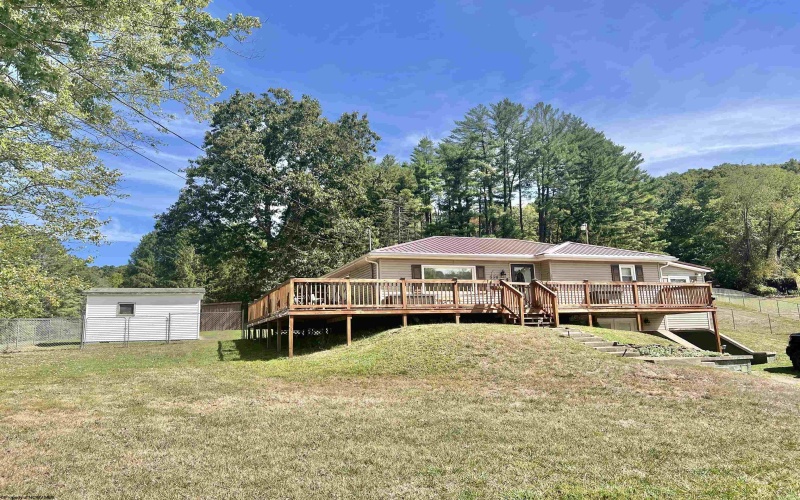 538 Valley Chapel Road, Weston, West Virginia 26452, 3 Bedrooms Bedrooms, 8 Rooms Rooms,1 BathroomBathrooms,Single Family Detached,For Sale,Valley Chapel,10156191