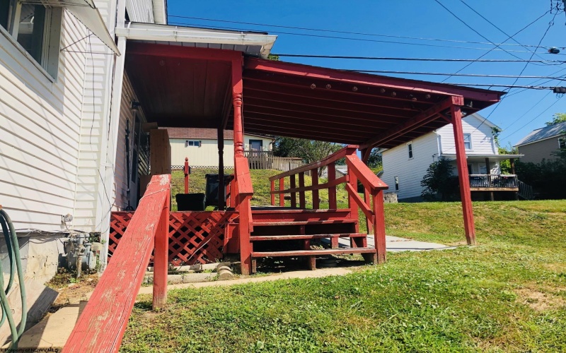 1240 Sabraton Avenue, Morgantown, West Virginia 26508, 3 Bedrooms Bedrooms, 6 Rooms Rooms,2 BathroomsBathrooms,Single Family Detached,For Sale,Sabraton,10156234