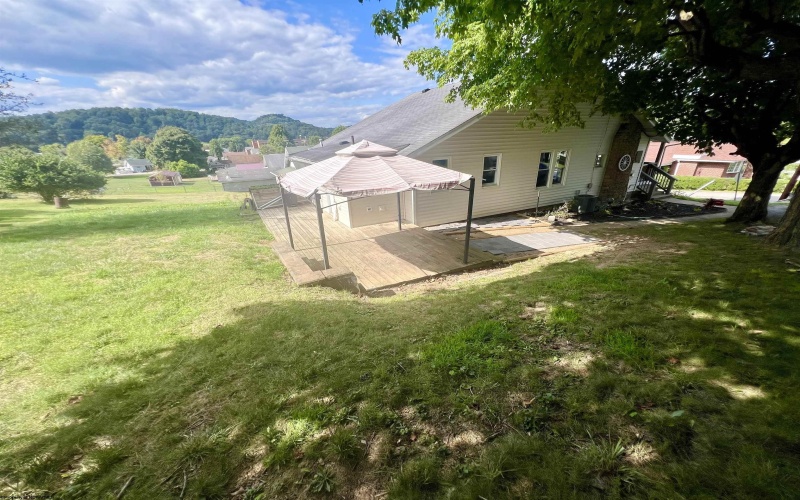 715 Washington Street, Barrackville, West Virginia 26559, 3 Bedrooms Bedrooms, 6 Rooms Rooms,1 BathroomBathrooms,Single Family Detached,For Sale,Washington,10156262