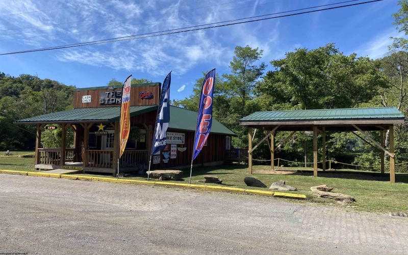 6 Old Town Road, Metz, West Virginia 26585, ,Commercial/industrial,For Sale,Old Town,10156272