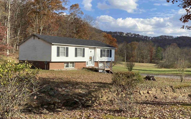 2390 Limestone Road, Parsons, West Virginia 26287, 3 Bedrooms Bedrooms, 8 Rooms Rooms,1 BathroomBathrooms,Single Family Detached,For Sale,Limestone,10153137