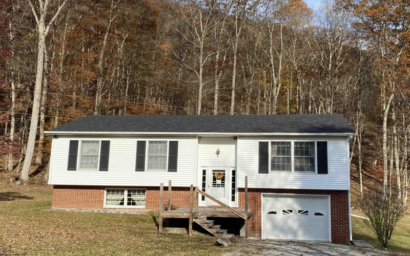 2390 Limestone Road, Parsons, West Virginia 26287, 3 Bedrooms Bedrooms, 8 Rooms Rooms,1 BathroomBathrooms,Single Family Detached,For Sale,Limestone,10153137