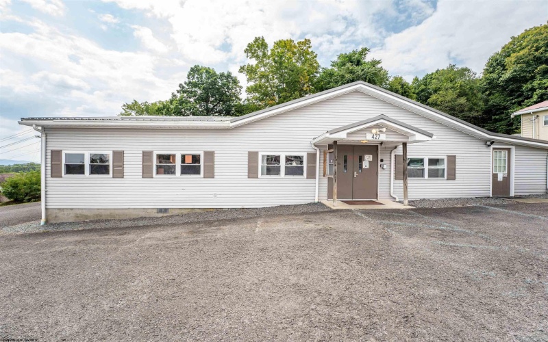 427 Morgantown Street, Kingwood, West Virginia 26537, ,Commercial/industrial,For Sale,Morgantown,10156323