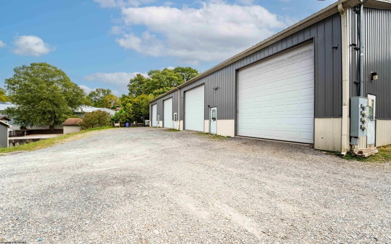 678 Fairchance Road, Morgantown, West Virginia 26508, ,Commercial/industrial,For Sale,Fairchance,10156568