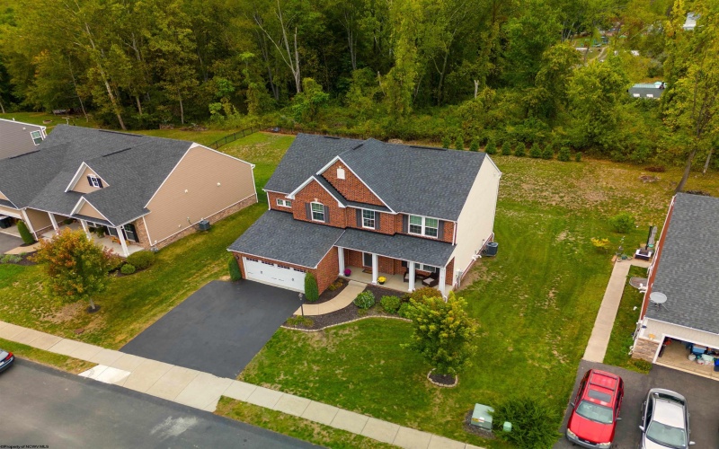 126 Summit Woods Drive, Morgantown, West Virginia 26508, 5 Bedrooms Bedrooms, 9 Rooms Rooms,3 BathroomsBathrooms,Single Family Detached,For Sale,Summit Woods,10156606