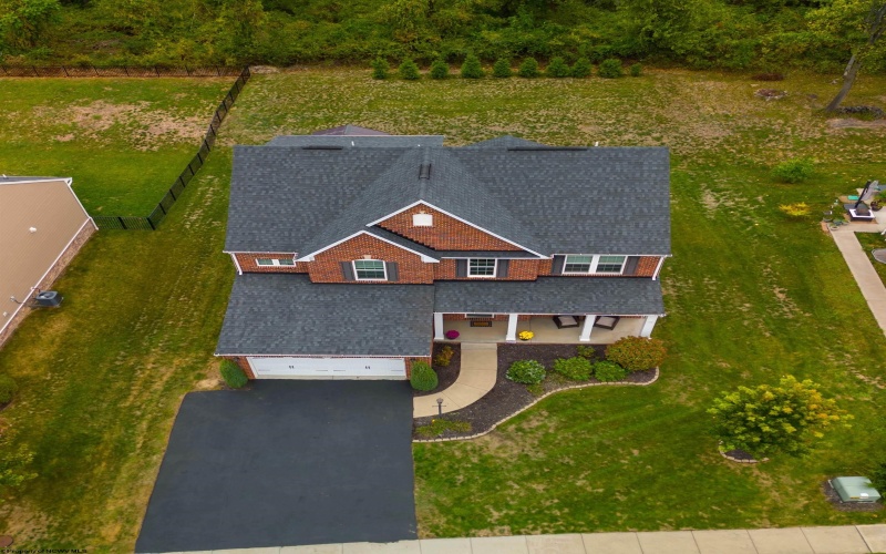 126 Summit Woods Drive, Morgantown, West Virginia 26508, 5 Bedrooms Bedrooms, 9 Rooms Rooms,3 BathroomsBathrooms,Single Family Detached,For Sale,Summit Woods,10156606