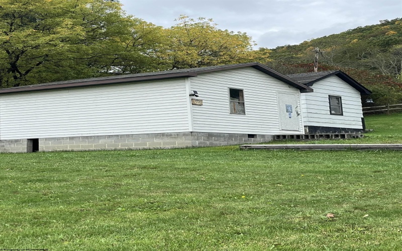 5652 Staunton Parkersburg Turnpike, Bartow, West Virginia 24920, 3 Bedrooms Bedrooms, 7 Rooms Rooms,1 BathroomBathrooms,Single Family Detached,For Sale,Staunton Parkersburg,10156662