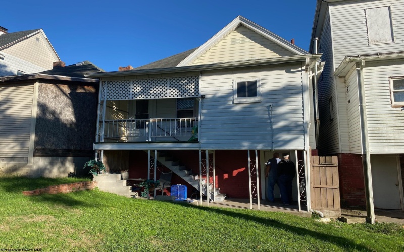 210 Byrd Lane, Clarksburg, West Virginia 26301, 2 Bedrooms Bedrooms, 4 Rooms Rooms,1 BathroomBathrooms,Single Family Detached,For Sale,Byrd,10156716