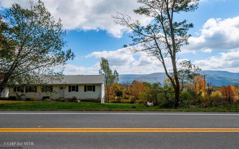 2014 Appalachian Highway, Dryfork, West Virginia 26263, 3 Bedrooms Bedrooms, 6 Rooms Rooms,2 BathroomsBathrooms,Single Family Detached,For Sale,Appalachian,10156744