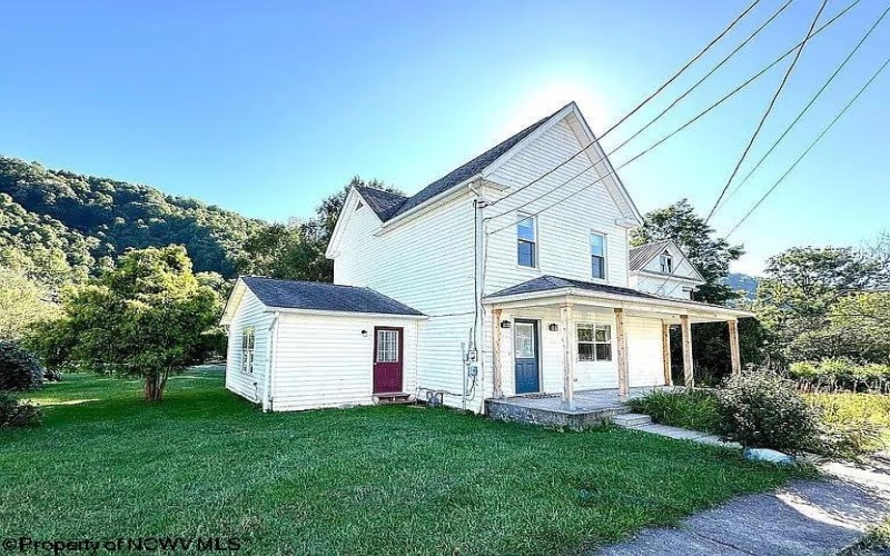 32 Charles Street, Hendricks, West Virginia 26271, 3 Bedrooms Bedrooms, 7 Rooms Rooms,2 BathroomsBathrooms,Single Family Detached,For Sale,Charles,10156748