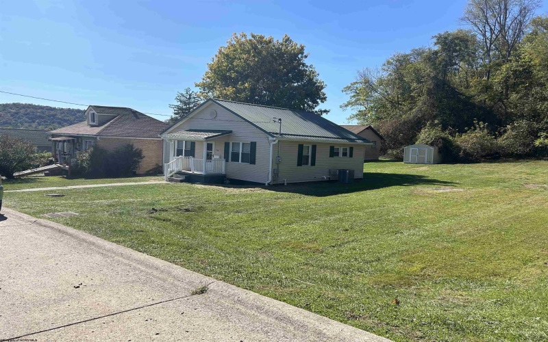 314 Oconnor Street, Clarksburg, West Virginia 26301, 2 Bedrooms Bedrooms, 5 Rooms Rooms,1 BathroomBathrooms,Single Family Detached,For Sale,Oconnor,10156749