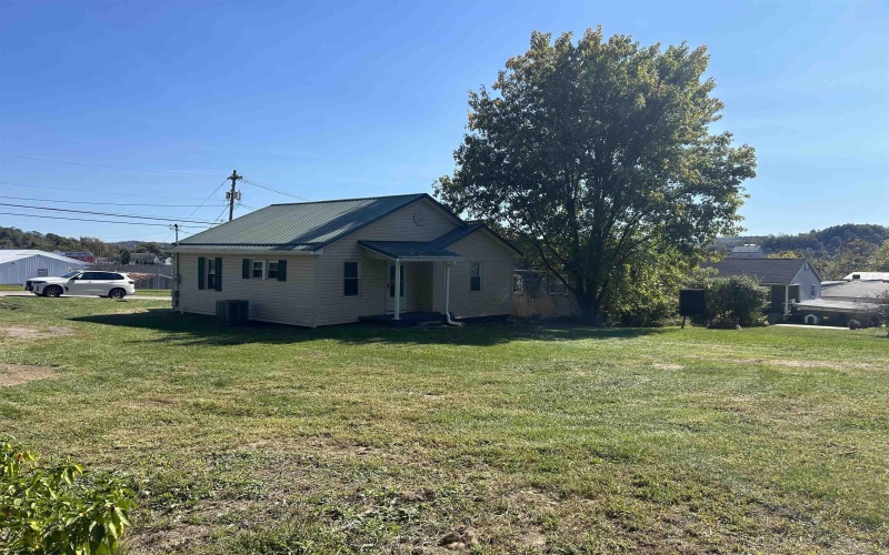 314 Oconnor Street, Clarksburg, West Virginia 26301, 2 Bedrooms Bedrooms, 5 Rooms Rooms,1 BathroomBathrooms,Single Family Detached,For Sale,Oconnor,10156749