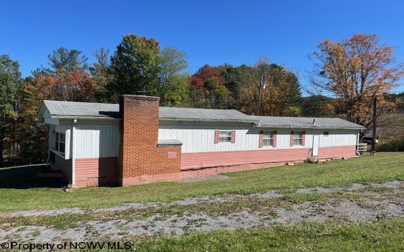 651 Elliots Ridge Road, Elkins, West Virginia 26241, 3 Bedrooms Bedrooms, 6 Rooms Rooms,1 BathroomBathrooms,Single Family Detached,For Sale,Elliots Ridge,10156767